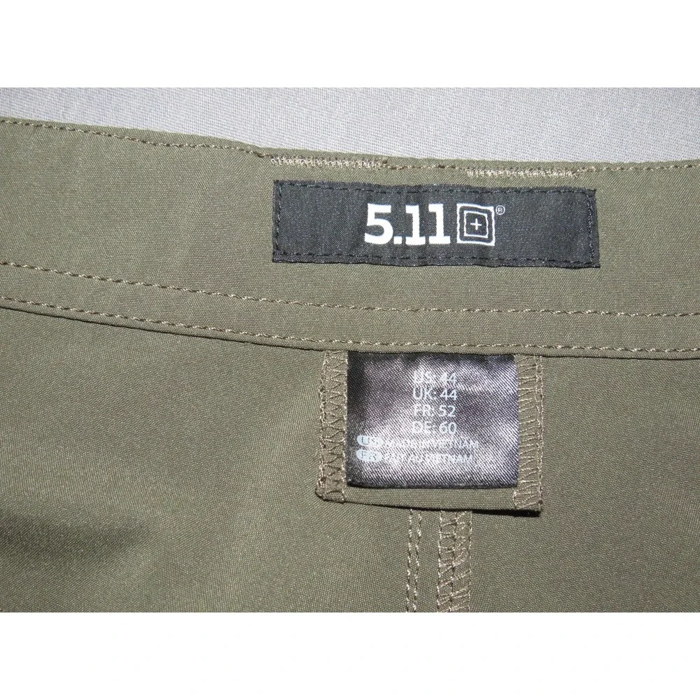 5.11 Tactical 100% Polyester Dark Green Light Weight Performance Shorts Men's 44